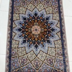 سجاد الايراني - زیر گنبدی 338 - کرم