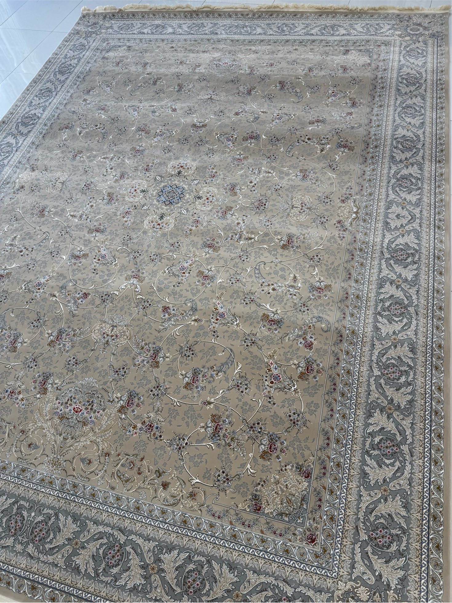 سجاد الایرانی - کد 12810 بژ